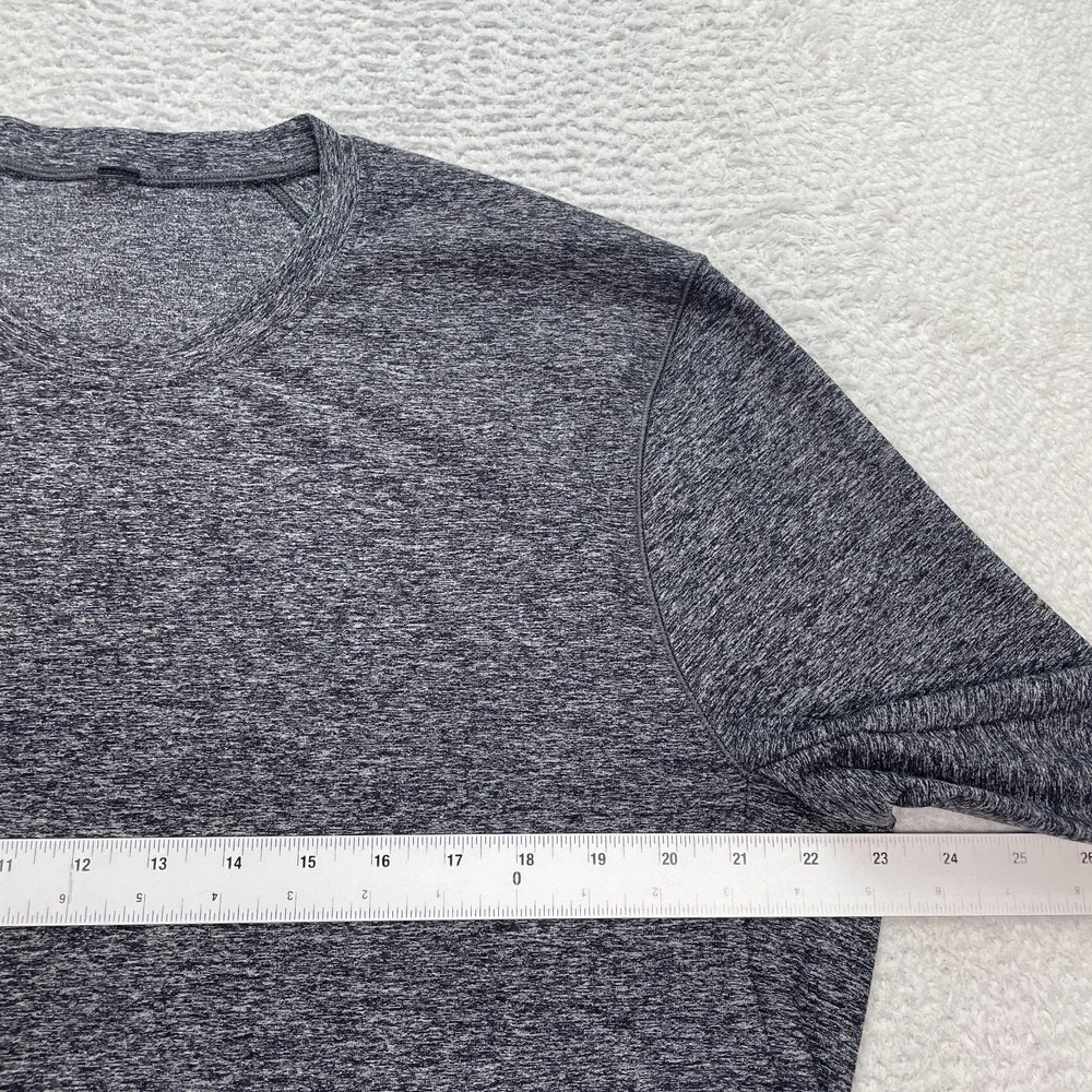 Lululemon Athletic Shirt Men's Size XL Gray Crew Neck Long Sleeve LM3ANASZ40418 - Picture 4 of 7